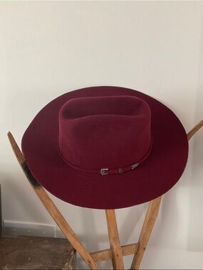 Idyllwind Burgundy Wide-Brim Wool Western Hat